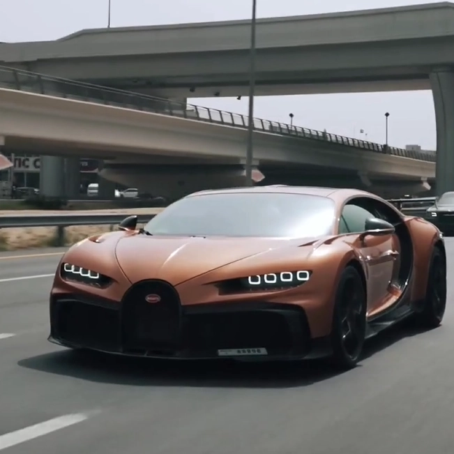 Bugatti Chiron {Andrew Tate x Mike Thurston} (Live) - Seelen Papel de parede