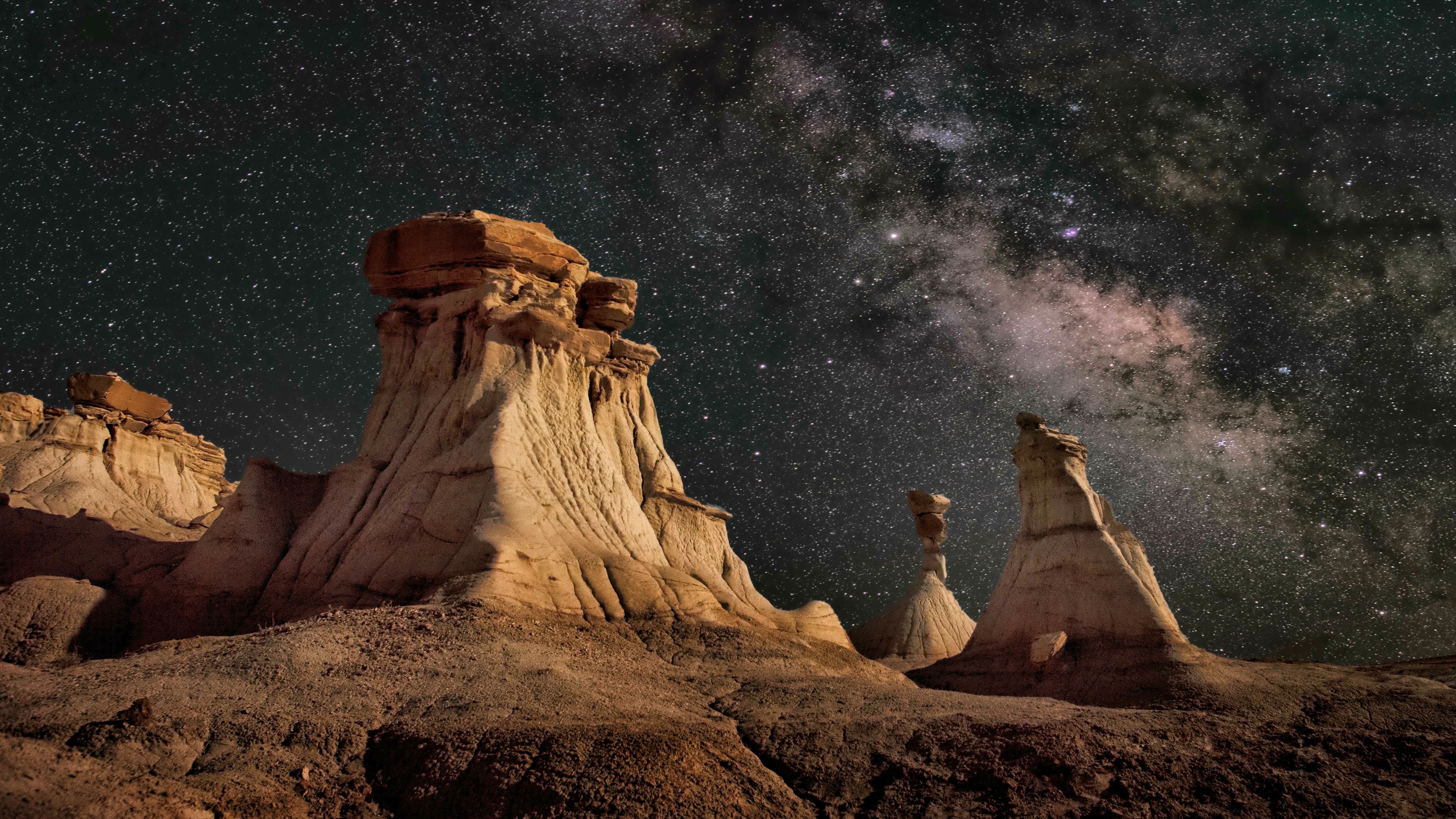 Stars in the Valley of Dreams (Static) - Wallpaper screenshot - Seelen UI