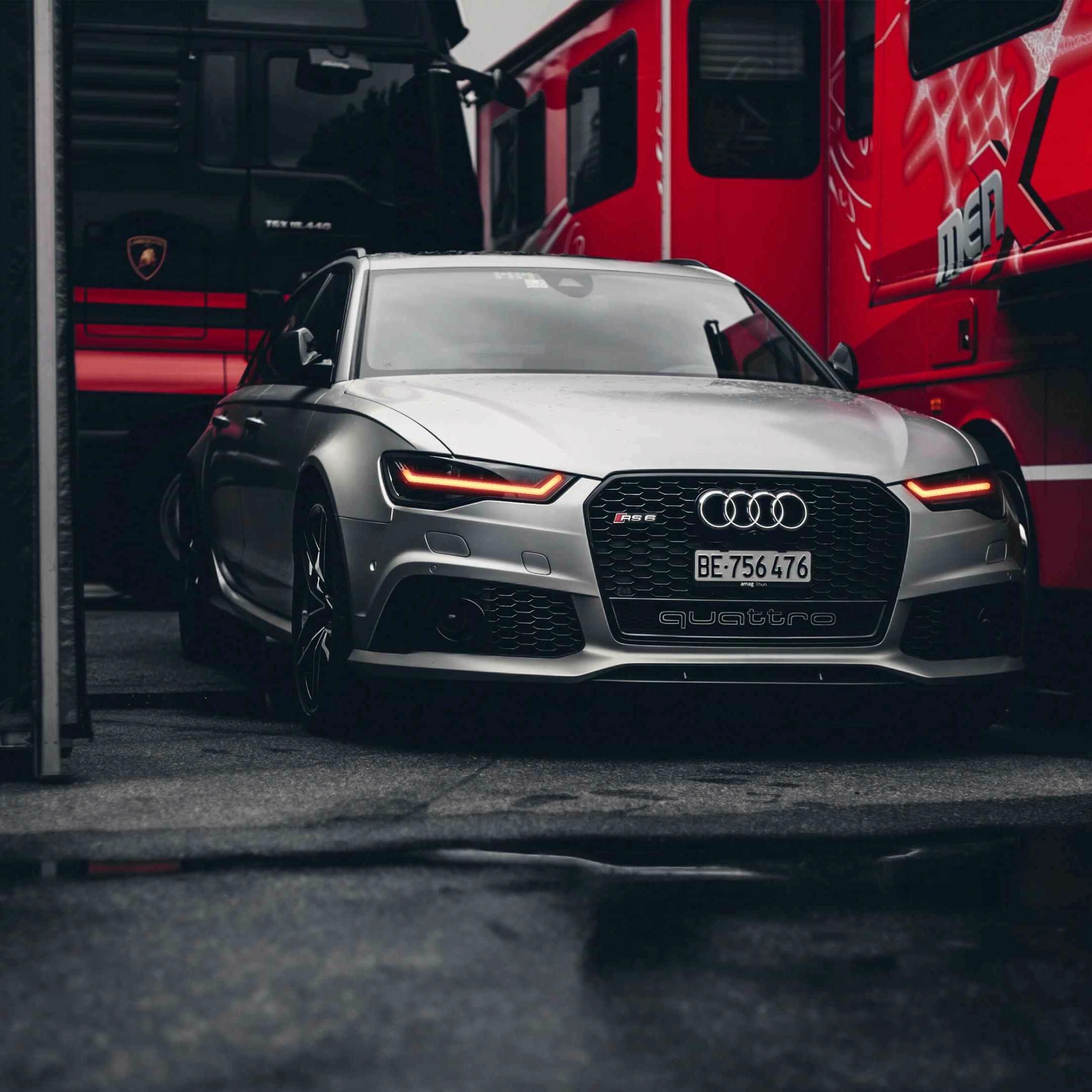 Audi RS6 Hazard Lights (Live) - Seelen Ταπετσαρία