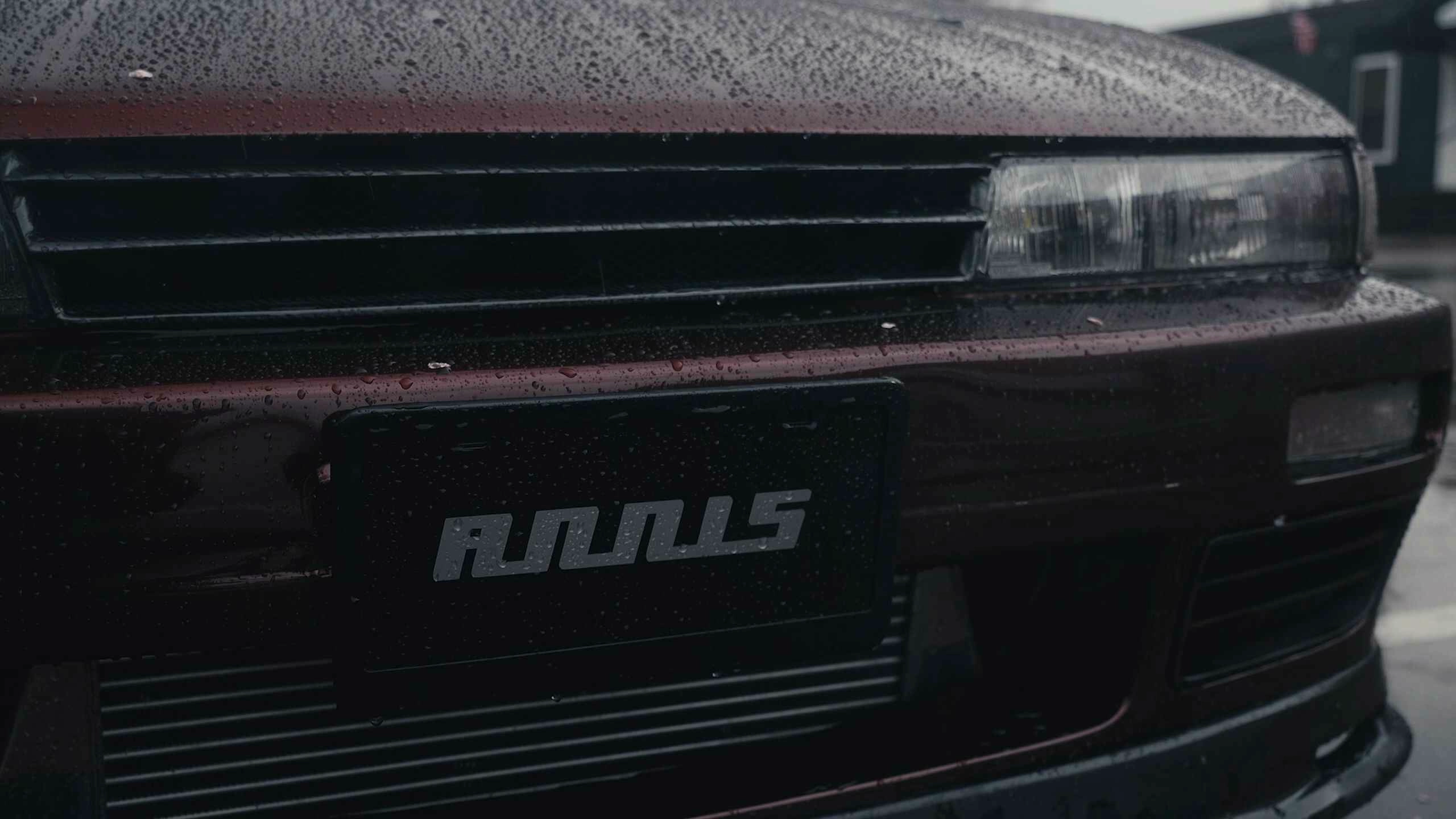 Nissan car (Cinematic) - Wallpaper screenshot - Seelen UI