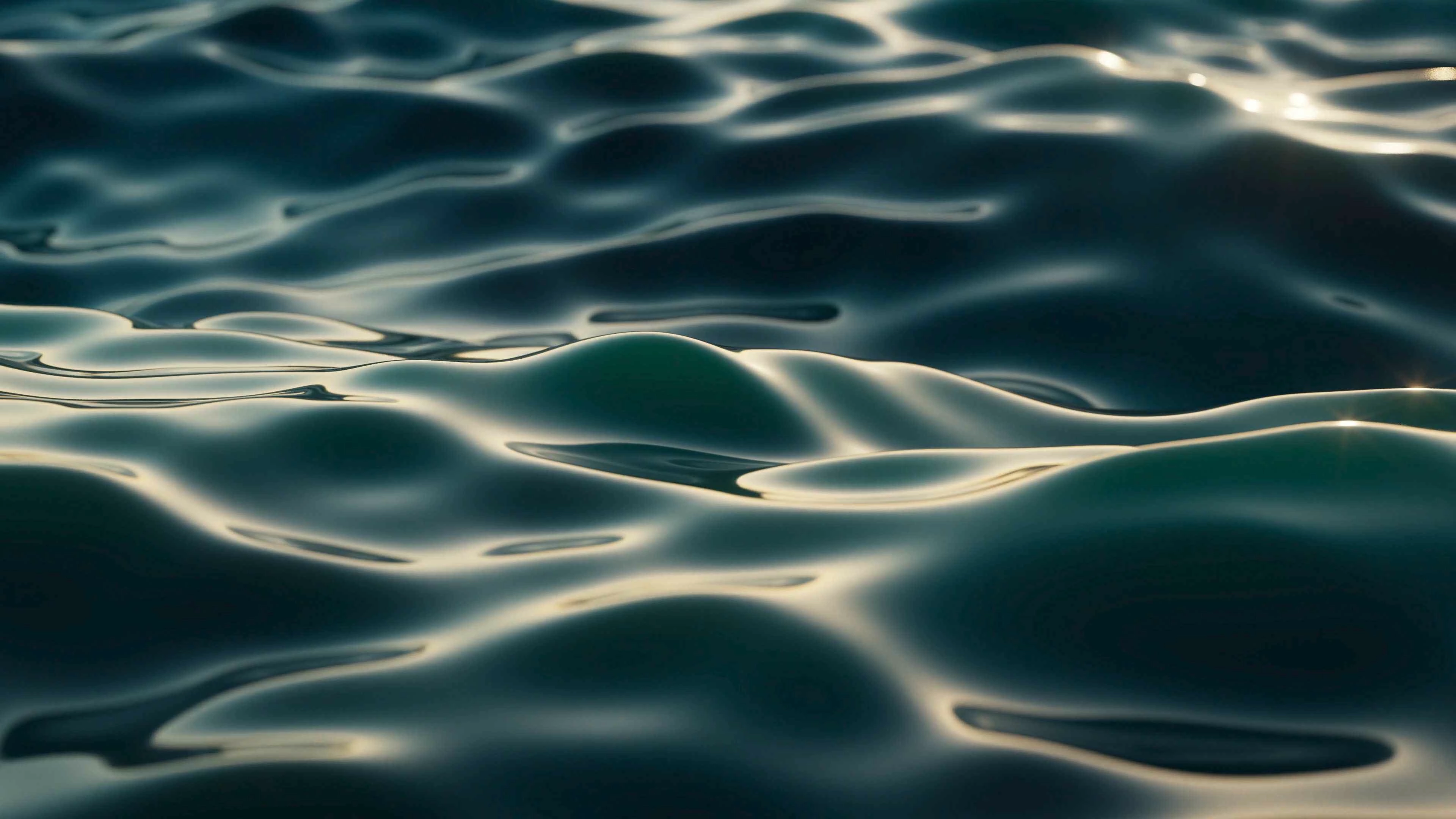 Water Waves (Loop) - Wallpaper screenshot - Seelen UI